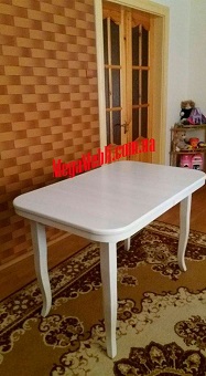 Стол на гнутых ногах
